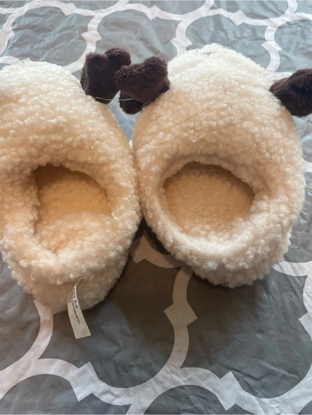 Baby Reindeer Fluffy Slippers S/m Fits Like 18 Months Christmas Holiday Winter